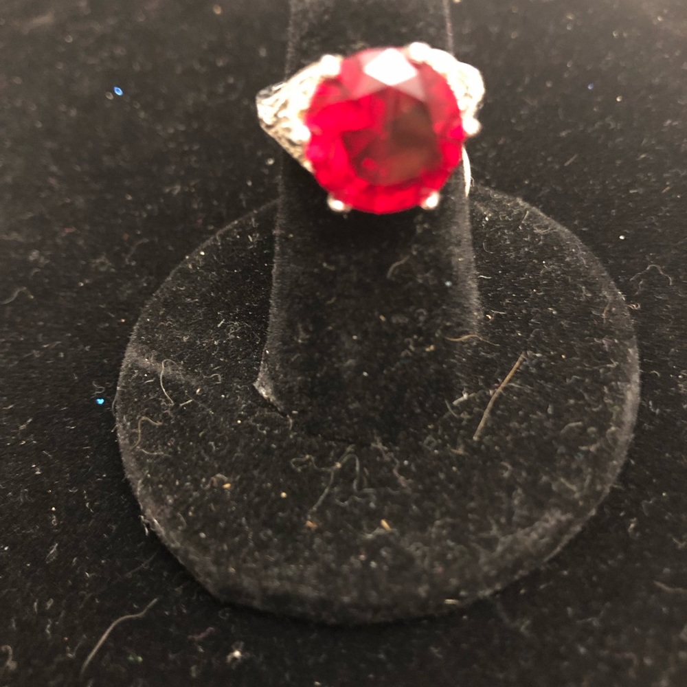 Jewelscent red ring